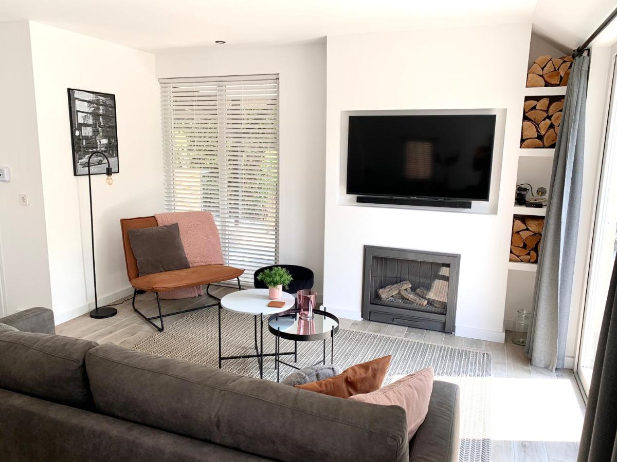Liv Residence Holiday Home With Sauna & Fireplace 埃尔默洛 外观 照片